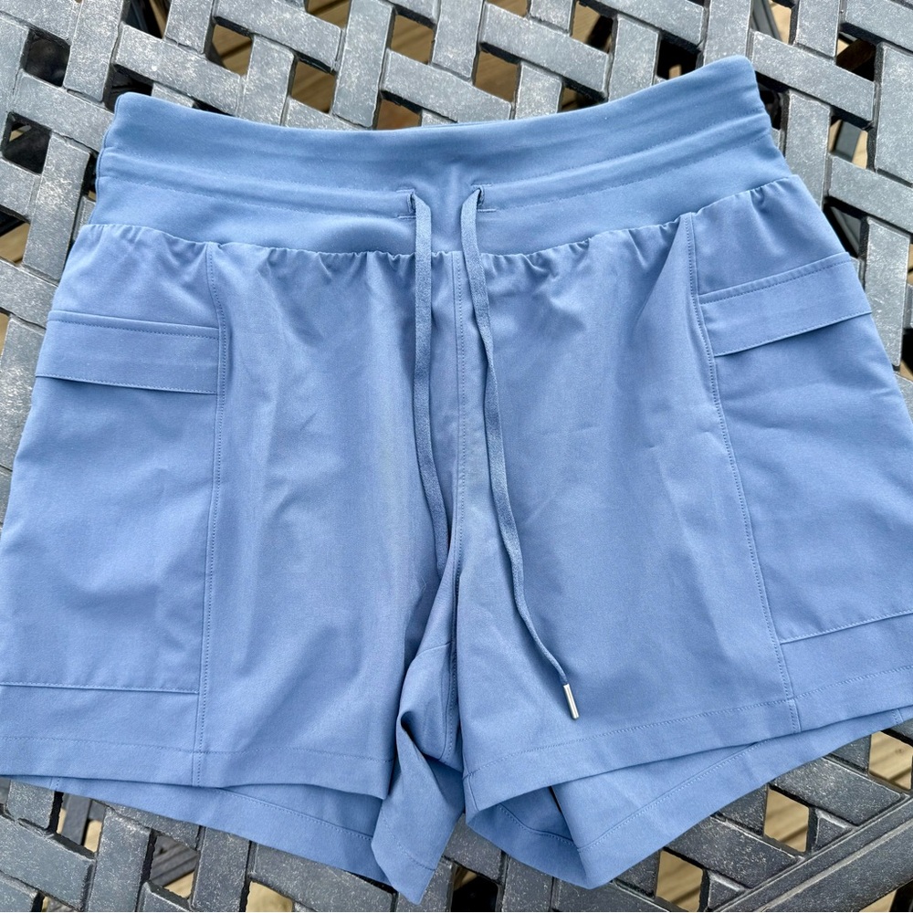 Calia by Carrie Underwood Mid Rise Shorts, 4” inseam - NWOT Size S